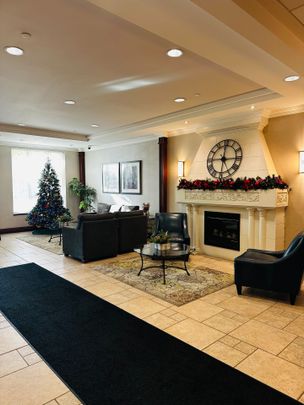 For Lease - 2545 Erin Centre Boulevard Unit# 404, Mississauga, Ontario - Photo 1