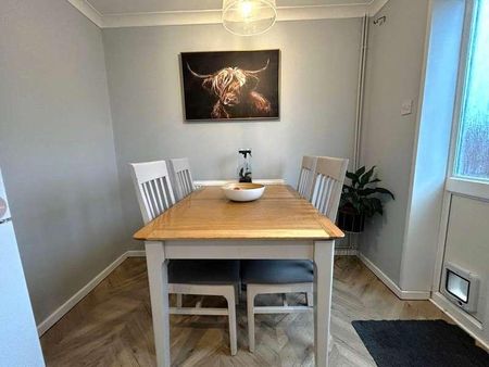 Churchill Crescent, South Molton, Devon, EX36 - Photo 3