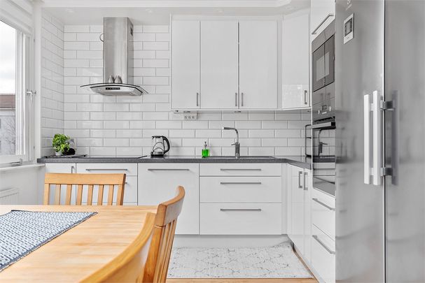 Vallavägen, Handen - Photo 1