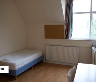 8 Bed Student Accommodation - Photo 5
