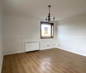 16 Woodend Road Rutherglen - Photo 2