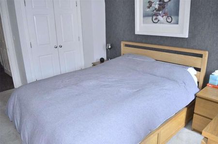 Woodcote Road, Wallington, SM6 - Photo 5