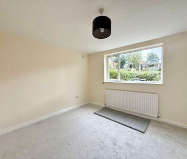Linbridge Drive, West Denton, Newcastle upon Tyne, Tyne and Wear, N... - Photo 2