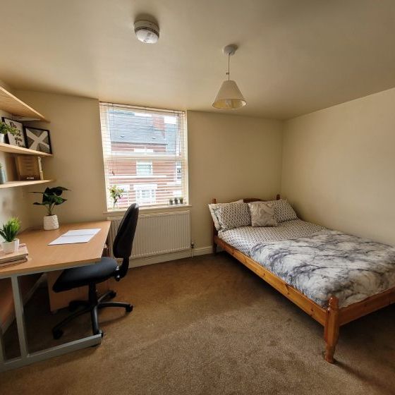 5 Bedrooms, 42 Irving Road – Student Accommodation Coventry - Photo 1