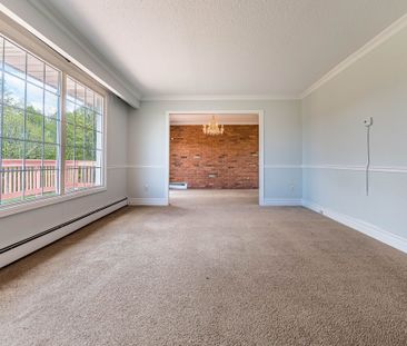 For Lease - 5638 Appleby Line, Burlington, Ontario - Photo 1