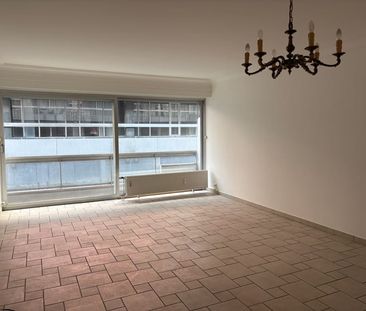 Appartement te huur - Photo 1
