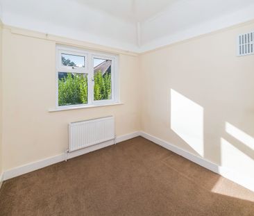 3 bedroom semi-detached to rent Knole Grove - Photo 6