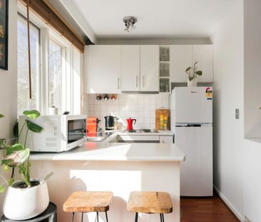 An Exceptional Opportunity - Affordable, Stylish & Spacious Ground-... - Photo 1