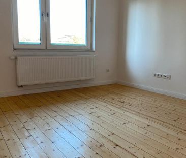 * Neuwertige 3-ZKB Whg. mit Balkon nahe Lenkwerk * - Foto 1