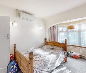 3 bedroom semi-detached house to rent - Photo 6