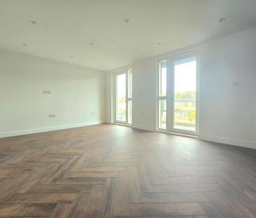 3 bedroom apartment to rent - Photo 2