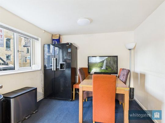 1 bedroom end of terrace house to rent - Photo 1