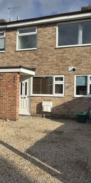 3 bedroom terraced house to rent - Photo 1