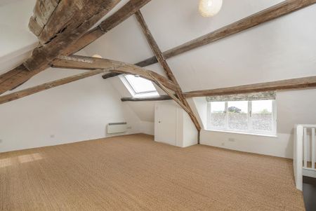 4 bedroom terraced house to rent - Photo 2