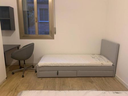 TRILOCALE OTTIMO STATO, PIANO RIALZATO, ZONA MASSARENTI - Photo 5