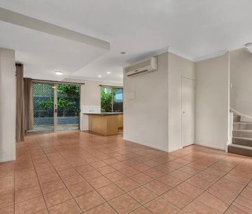 Enoggera - Photo 1