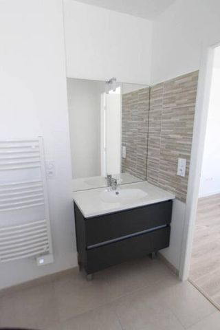 Appartement 2 pièces - - Photo 2