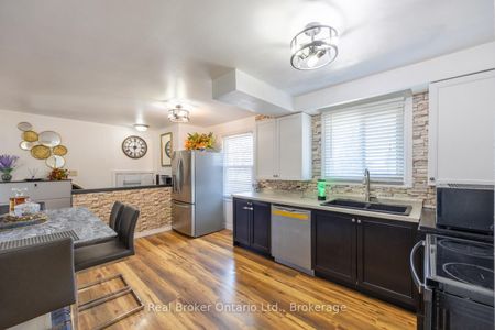 For Lease - 324 College Avenue Unit# Main, Oshawa, Ontario - Photo 3