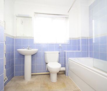 Heathside Road, Woking - Photo 6