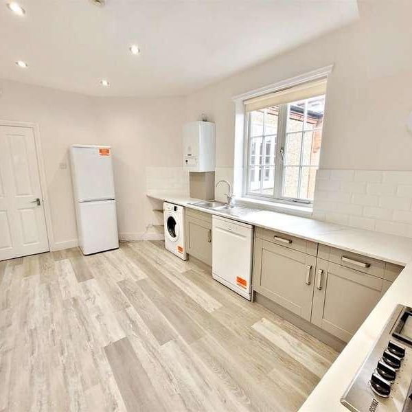 Dekker Road, Dulwich Village, London, SE21 - Photo 1