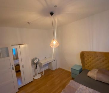 Wg Zimmer Mitbewohnerin gesucht in Prenzlauerberg - Photo 1