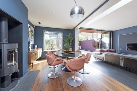 5 bedroom semi-detached house to rent - Photo 2