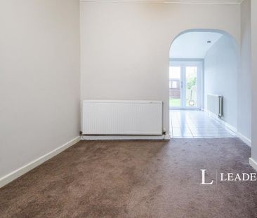 3 bedroom terraced house to rent - Photo 6