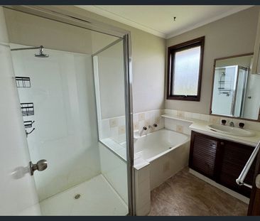 3 BEDROOM HOME - Photo 6