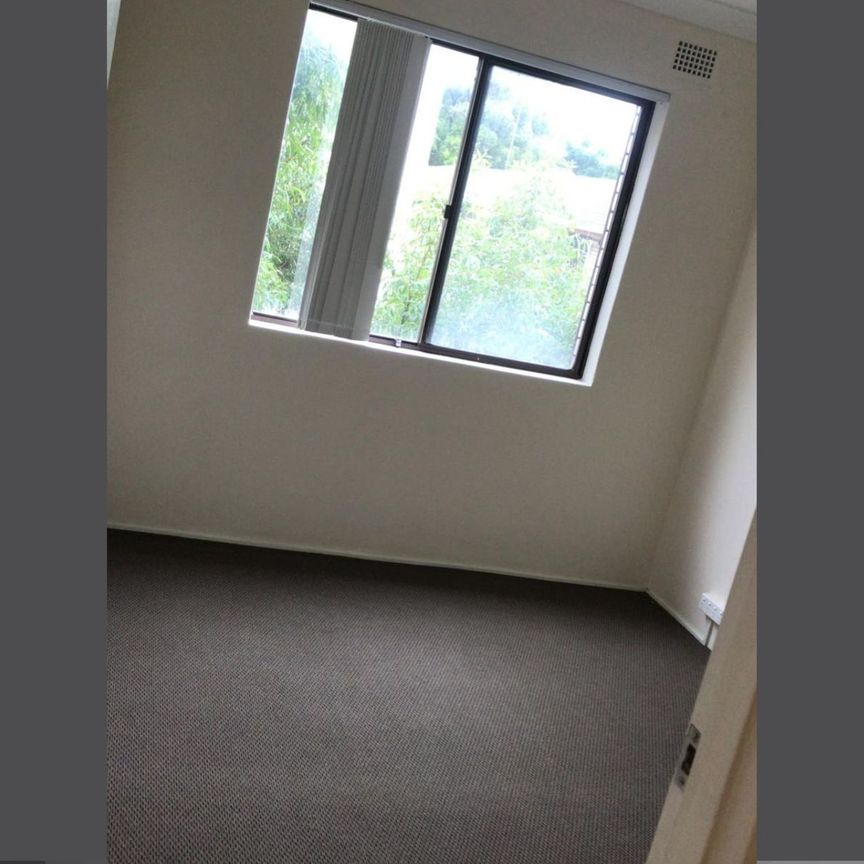 2 Bedroom apartment close to Westfield - Photo 1