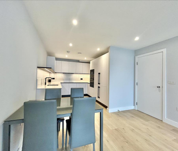 2 bedroom flat to rent - Photo 4