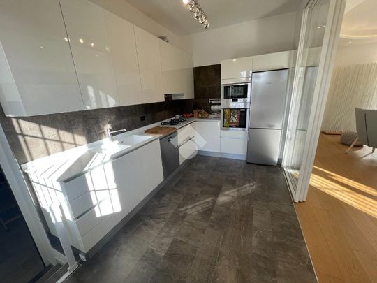 Villa singola in affitto - Photo 1