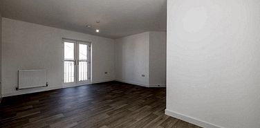 Central Boulevard, Aylesham, Canterbury, CT3 3GT, Kent - Photo 2