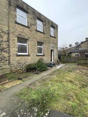 Abb Street, Marsh, Huddersfield, HD1 - Photo 1