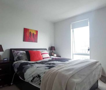 Semi-Furnished, Secure & Cosy Apartment, 2 Bdrms - Photo 3