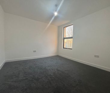 Stoney Stanton Road, Hillfields - Photo 2