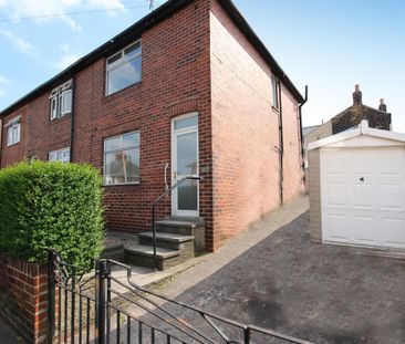 2 Bedroom House - Semi-Detached To Let - Photo 2