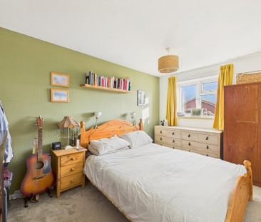 3 bedroom semi-detached house to rent - Photo 6