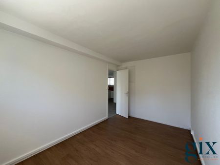 Location Appartement 3 pièces 62m² GRENOBLE 38100 - Photo 3