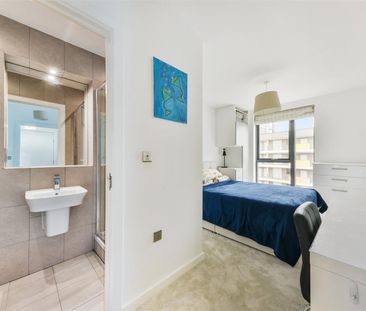 2 Bed Flat, Bugle House, SE10 - Photo 5