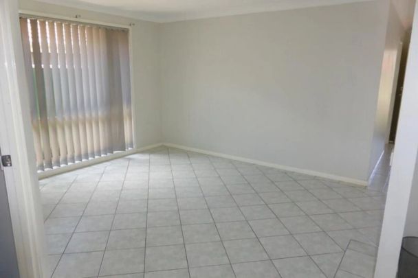 Beautifully Maintained 4-Bedroom Brick Home in Quiet Cul-de-Sac - Photo 1