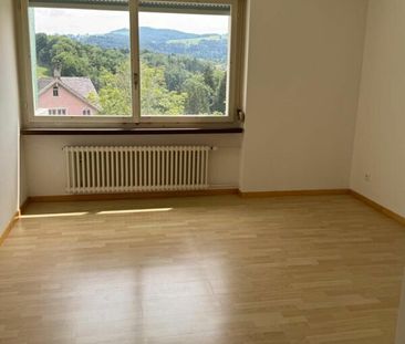 Appartement spacieux de 3,5 pièces avec de belles vues - Foto 3
