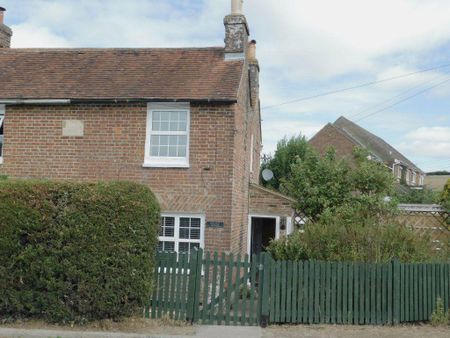 2 bedroom cottage to rent - Photo 2