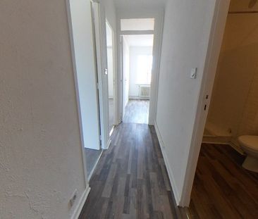 Location Appartement 2 pièces 41m² CLERMONT FERRAND 63100 - Photo 3