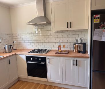 Salisbury East - Photo 4