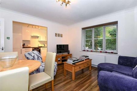 Lockton House, Rectory Road, Wokingham, Berkshire, RG40 - Photo 2