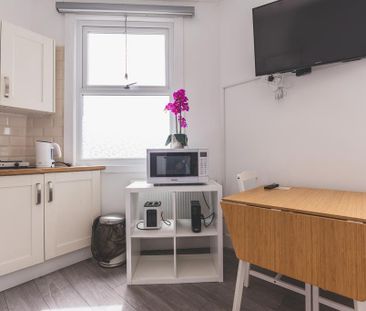 Studio to rent - Photo 5