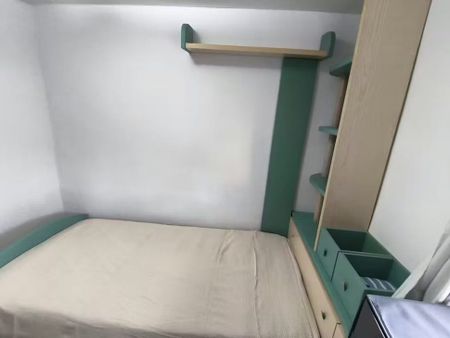 Calle de Azcoitia, Madrid, Community of Madrid 28044 - Photo 5