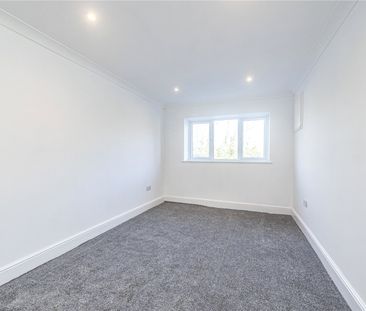 Moorhen Court, Three Mile Cross, Reading, RG7 - Photo 6