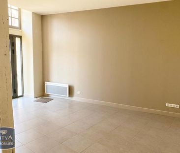 Location Appartement 2 pièces 53m² FONTENAY LE COMTE 85200 - Photo 1