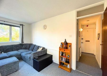 1 bedroom flat to rent - Photo 2
